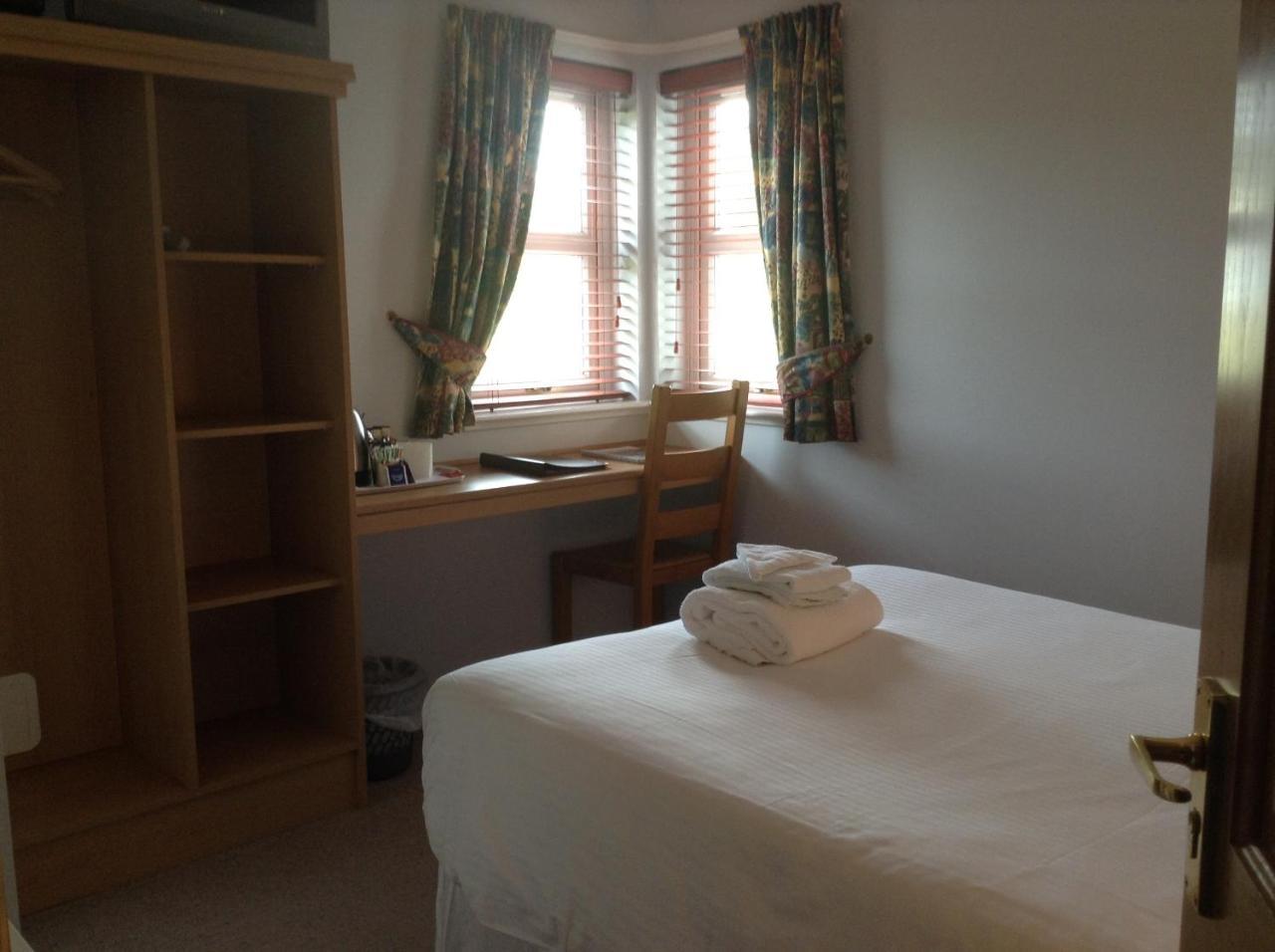 Trotternish B&B Kingsburgh Bagian luar foto