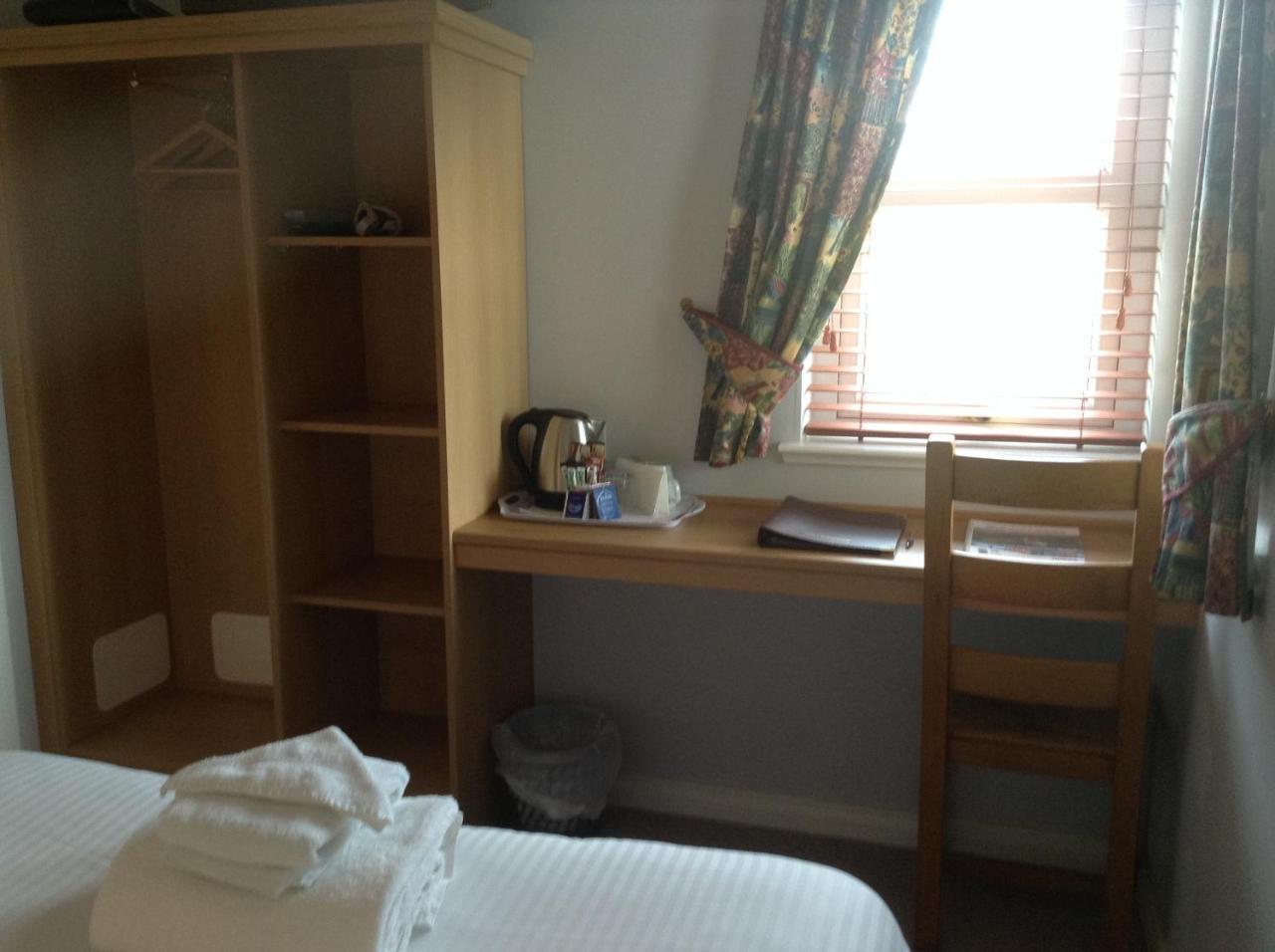 Trotternish B&B Kingsburgh Bagian luar foto