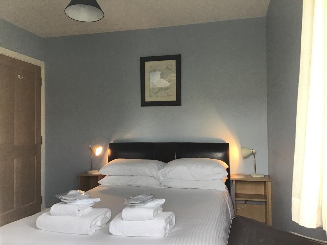 Trotternish B&B Kingsburgh Bagian luar foto